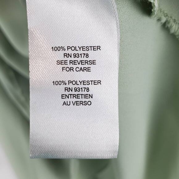 T Tahari Ivy Split Neck Pastel Green Blouse Size 1X Whimsy Fairy Tiered Glam NWT - Picture 10 of 10